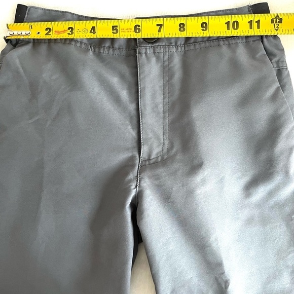 Decathlon Grey Outdoor Explorer Quick Dry Shorts Boys Age 10-11 Hiking - Picture 8 of 10